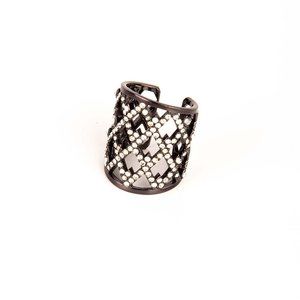 CA & LOU BLACK CLASSIC RING | WOMENS